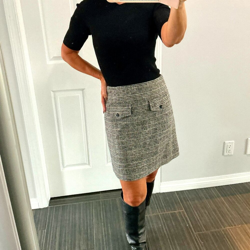 Lili Sidonio By Molly Bracken tweed mini skirt size small